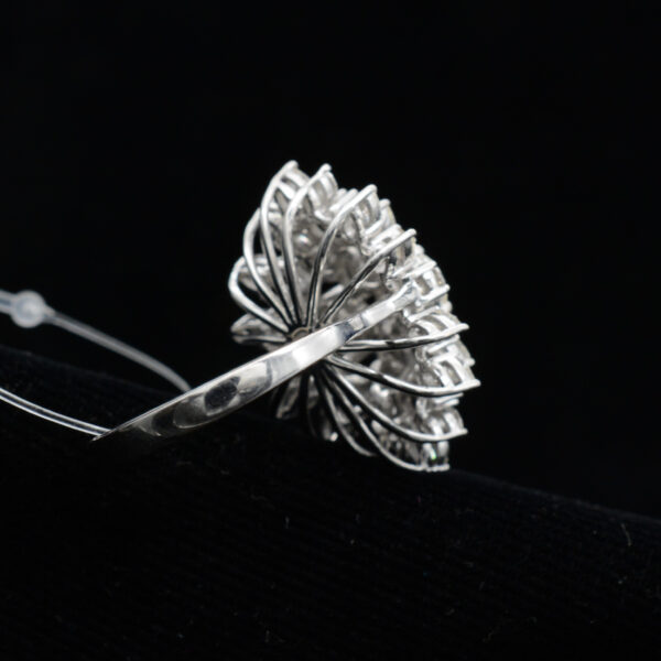 Ladies Ring