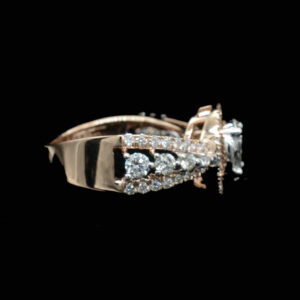 Ladies Ring