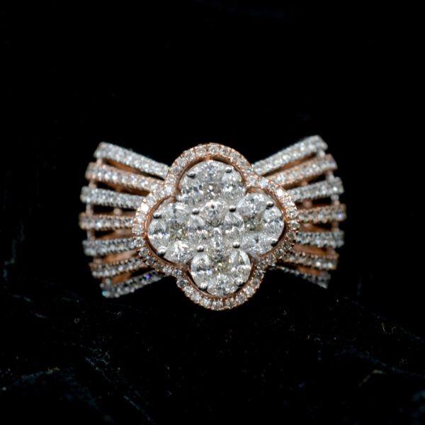 Ladies Ring