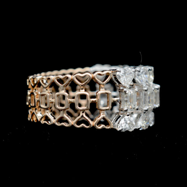 Ladies Ring