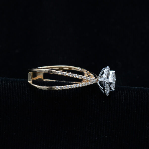 Ladies Ring