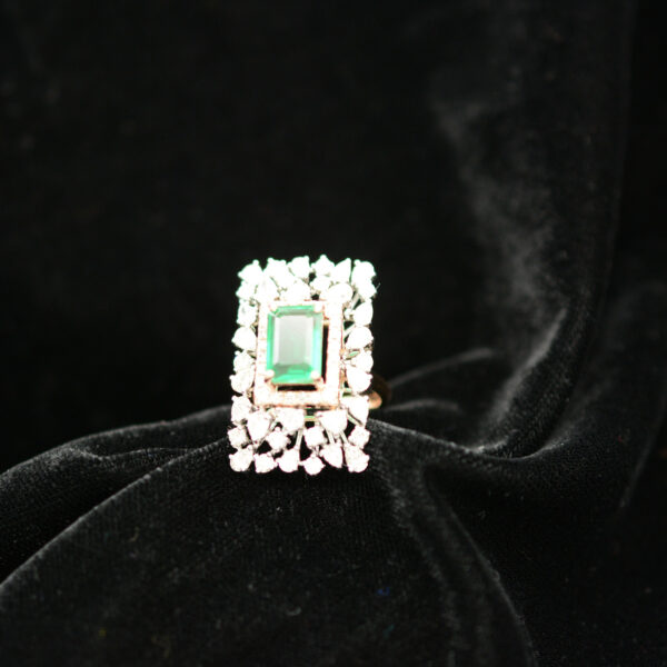 Ladies Ring