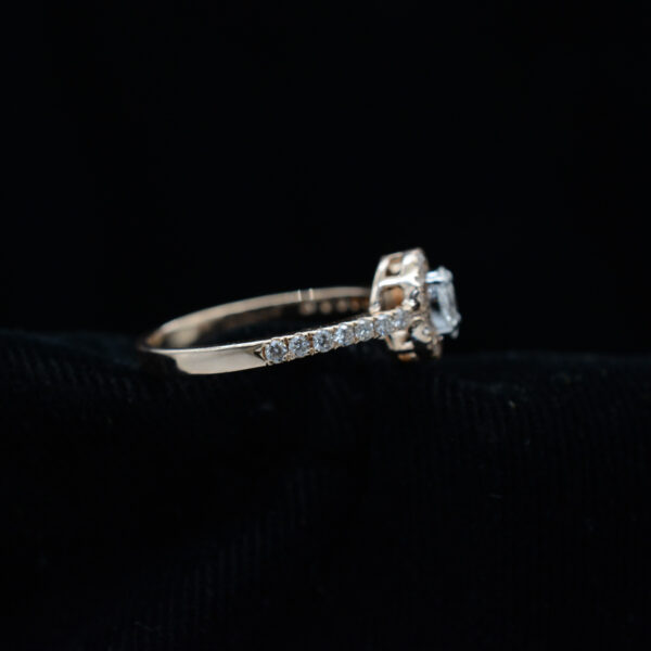 Ladies Ring