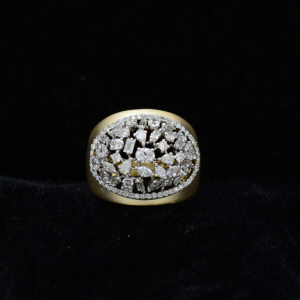 Ladies Ring