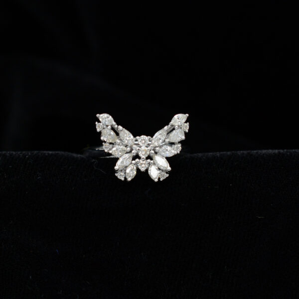 Ladies Ring