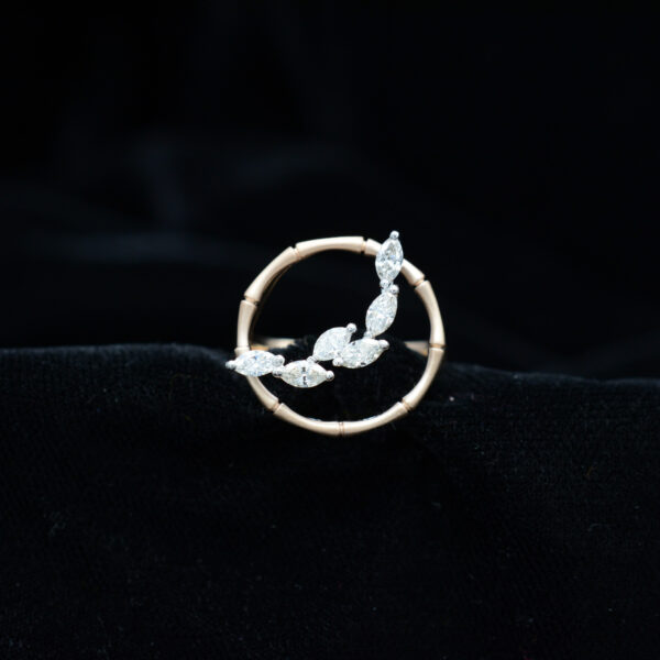 Ladies Ring