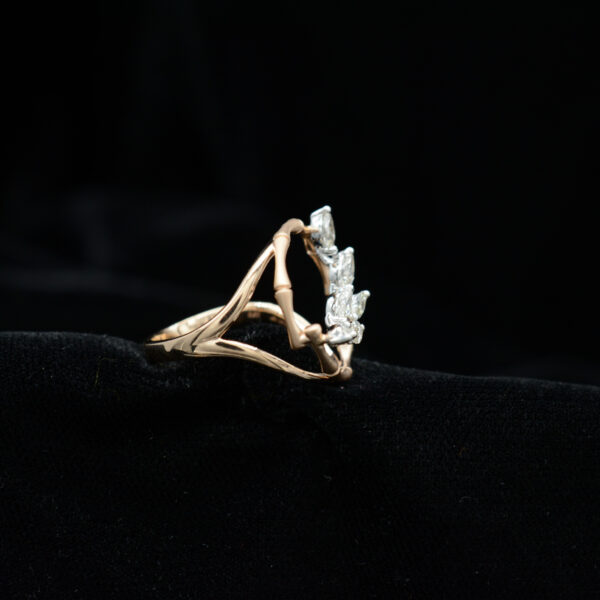 Ladies Ring
