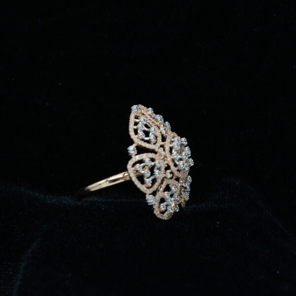 Ladies Ring
