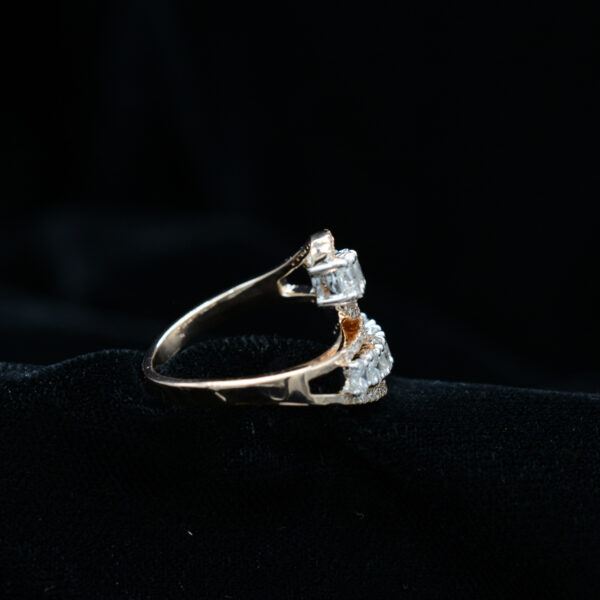Ladies Ring