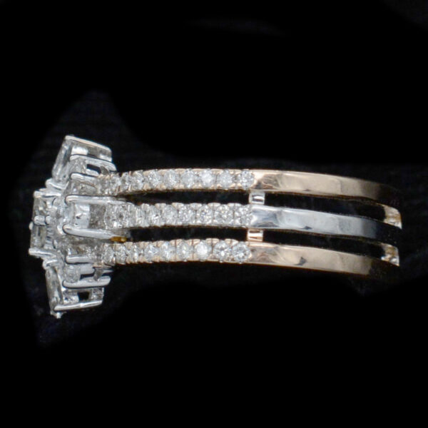 Ladies Ring