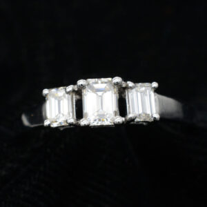 Ladies Ring