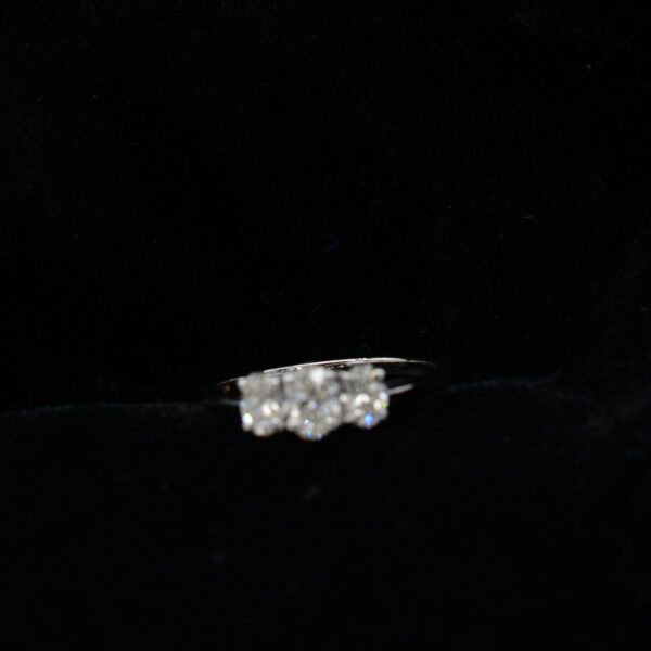 Ladies Ring
