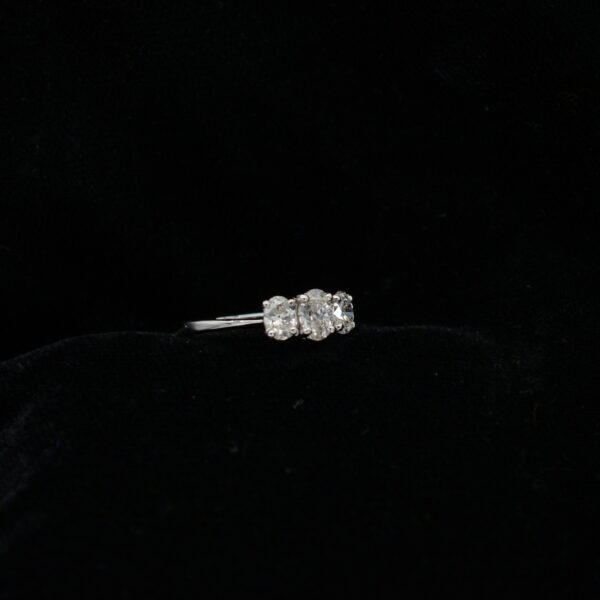 Ladies Ring