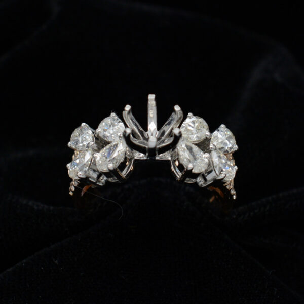 Ladies Ring
