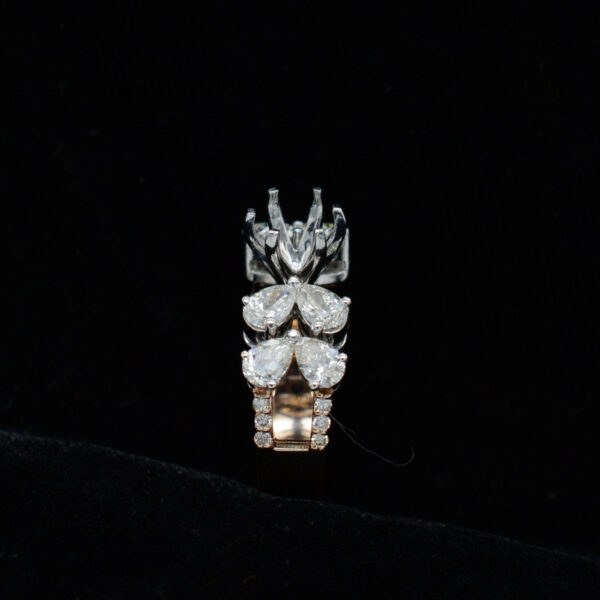Ladies Ring