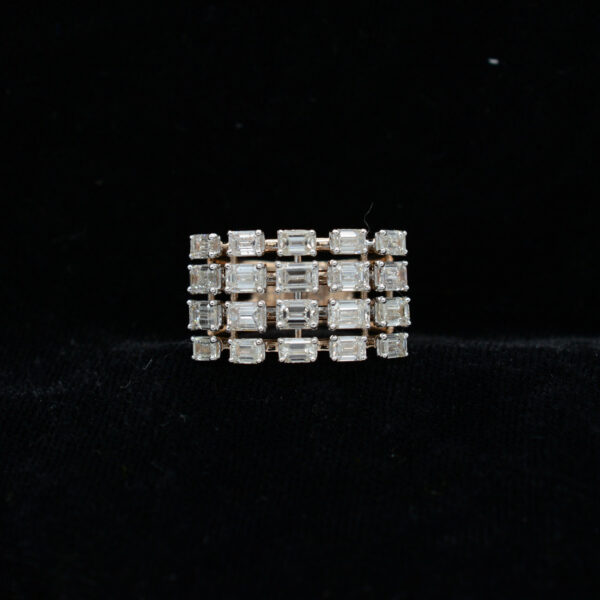 Ladies Ring