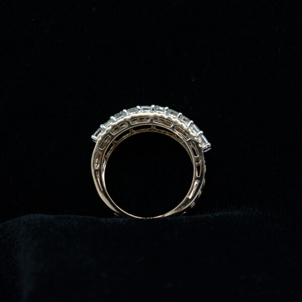 Ladies Ring