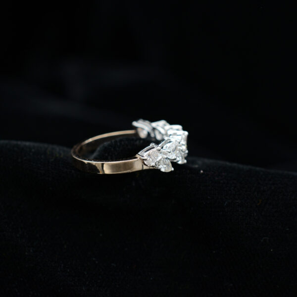 Ladies Ring