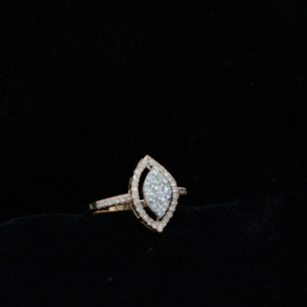Ladies Ring