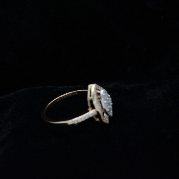 Ladies Ring