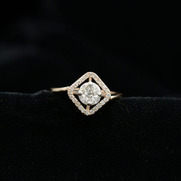 Ladies Ring