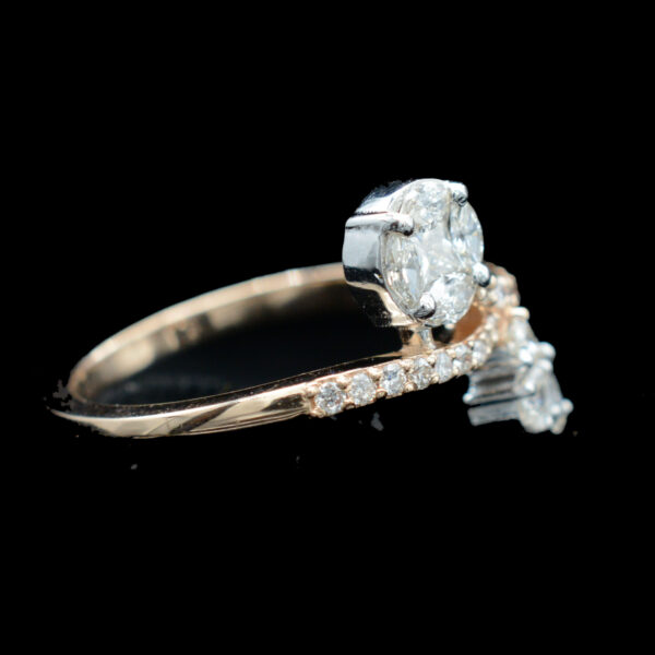 Ladies Ring