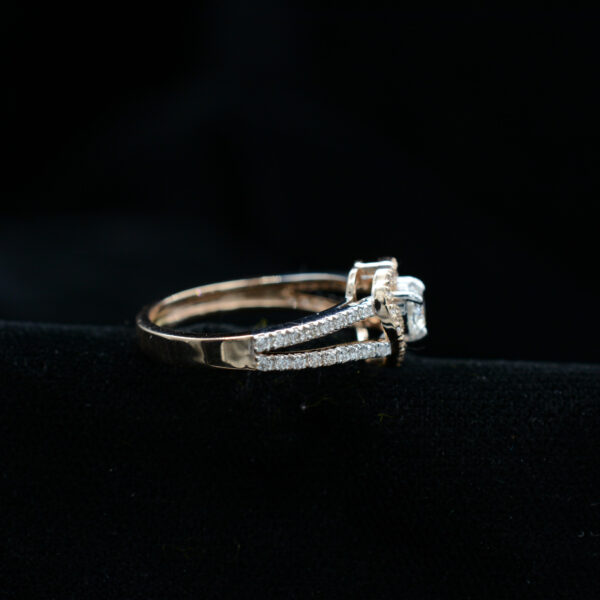 Ladies Ring