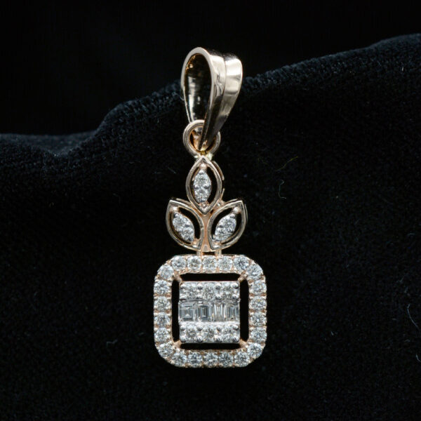 Pendant sets