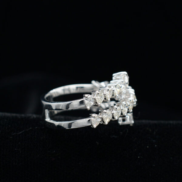 Ladies Ring
