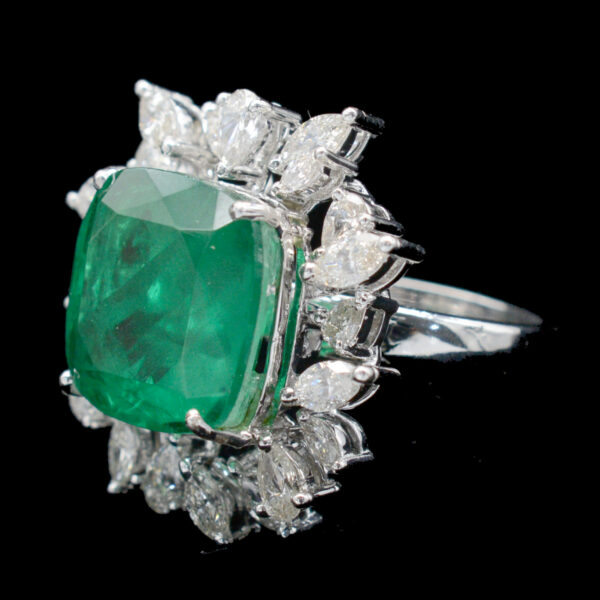 Ladies Ring