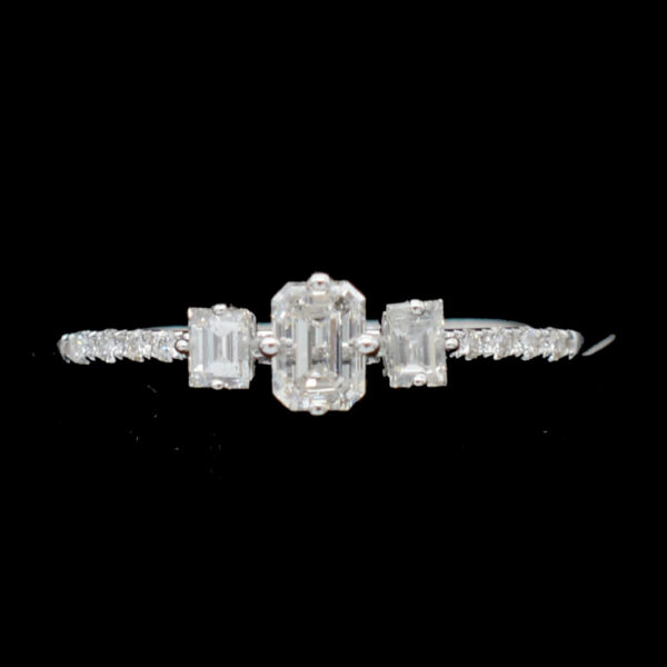 Ladies Ring