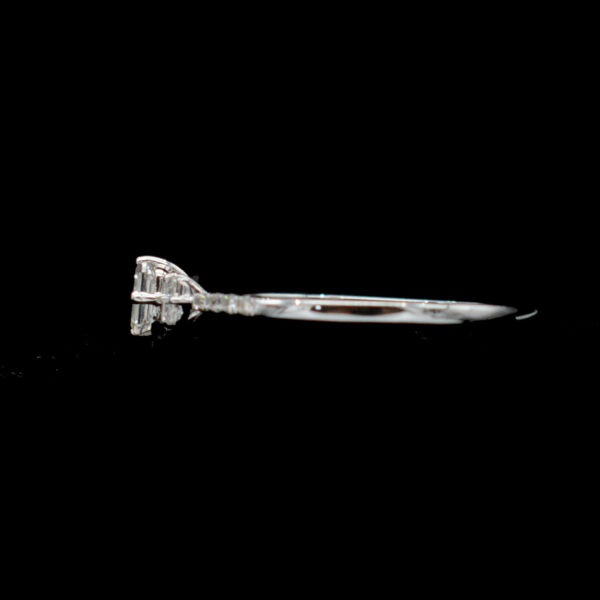 Ladies Ring