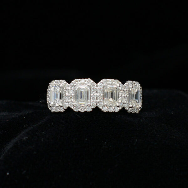 Ladies Ring