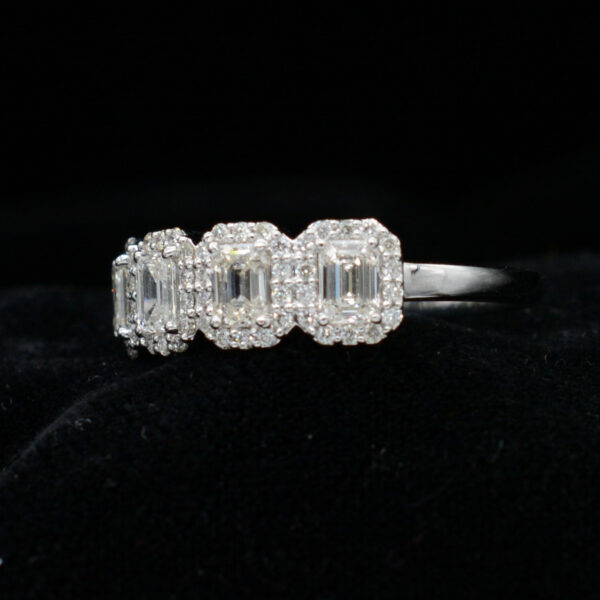 Ladies Ring