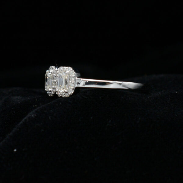 Ladies Ring
