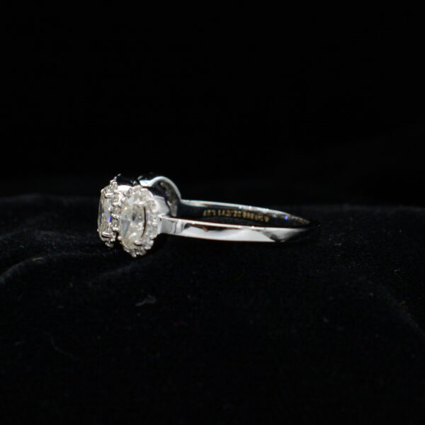 Ladies Ring