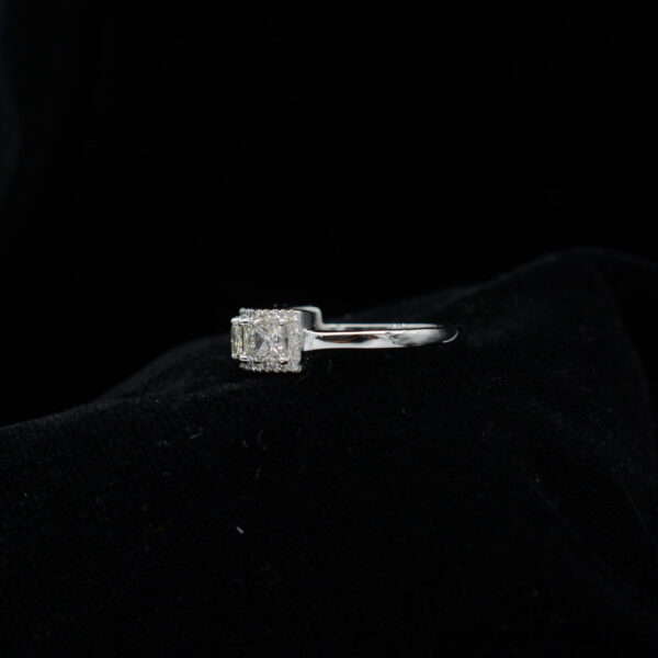 Ladies Ring