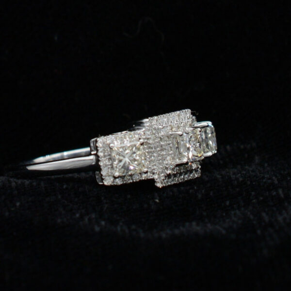 Ladies Ring