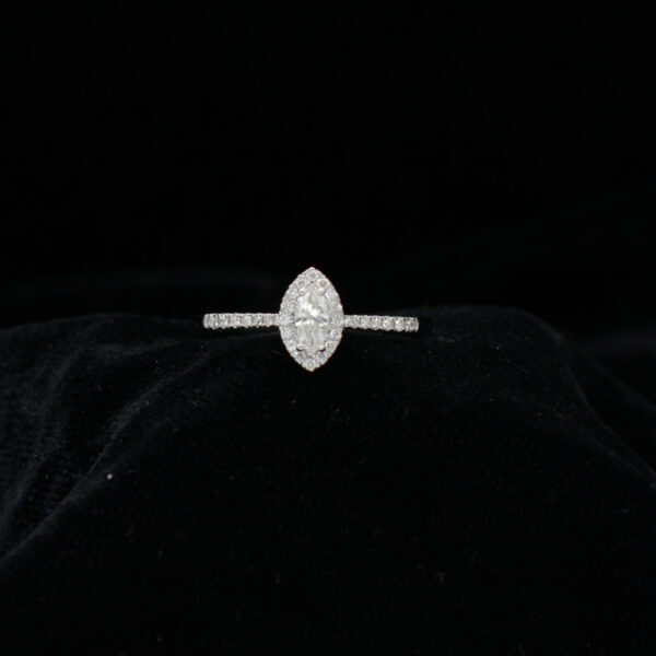 Ladies Ring