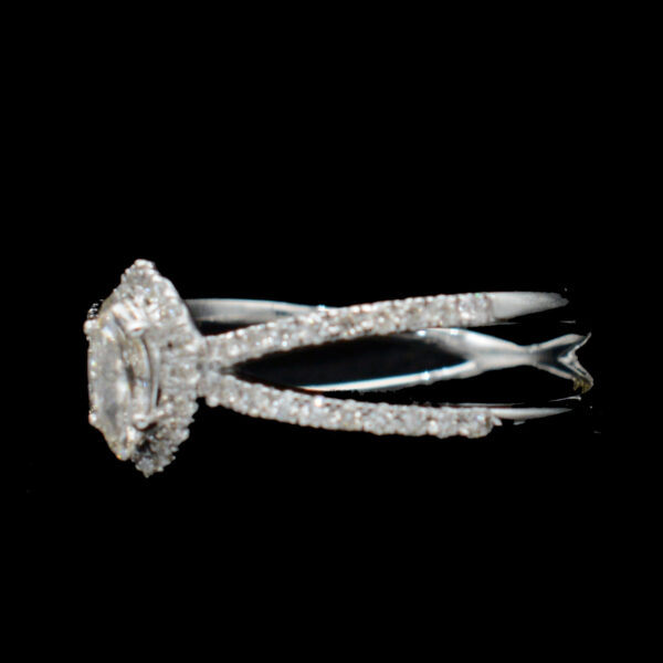 Ladies Ring