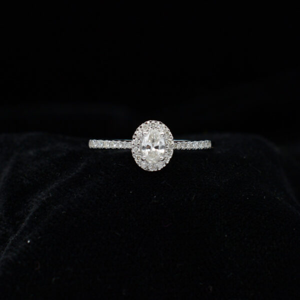 Ladies Ring