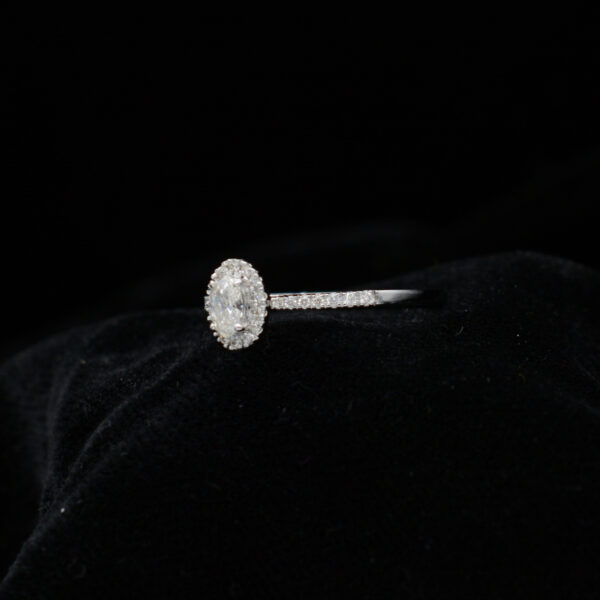 Ladies Ring