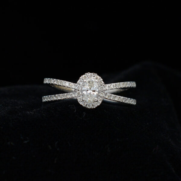 Ladies Ring
