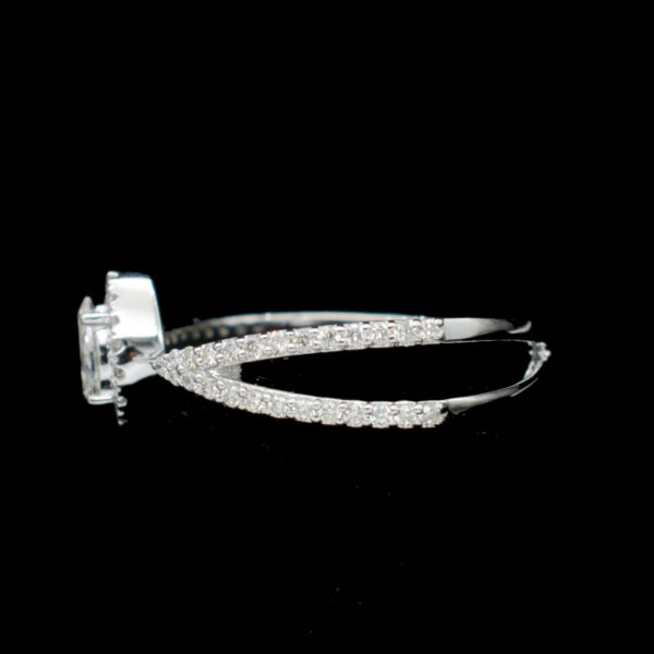 Ladies Ring