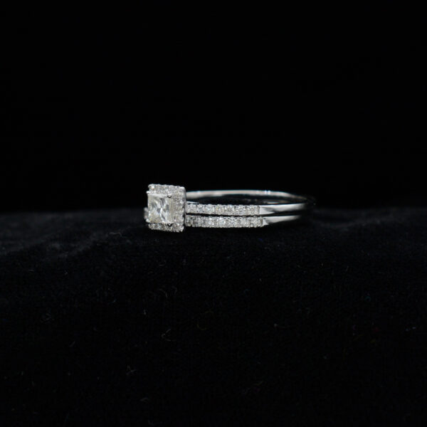 Ladies Ring