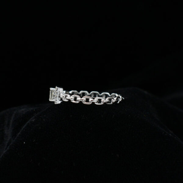 Ladies Ring