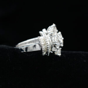 Ladies Ring