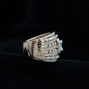 Ladies Ring