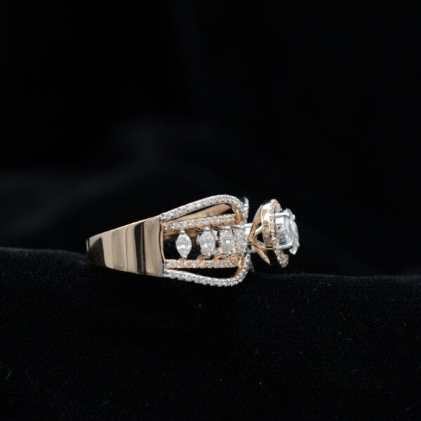 Ladies Ring