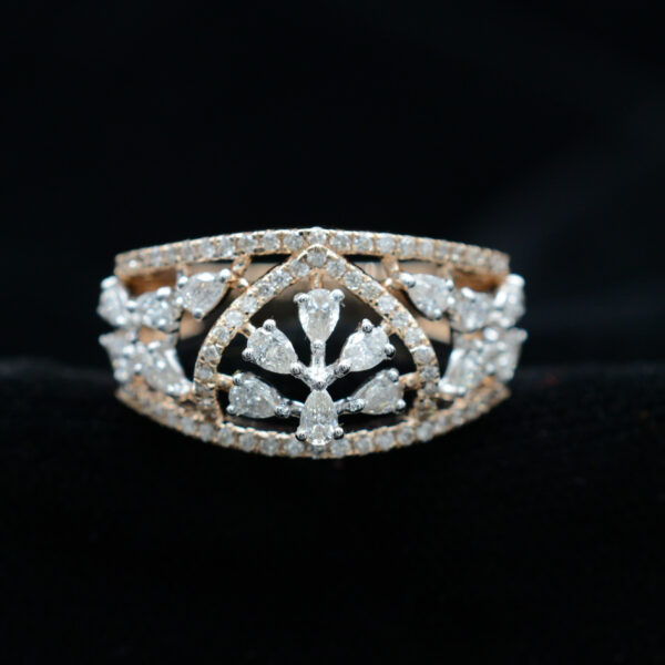 Ladies Ring